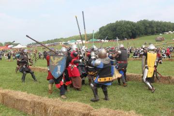East and Midrealm duke it out over the bridge on Thursday Bridge battle